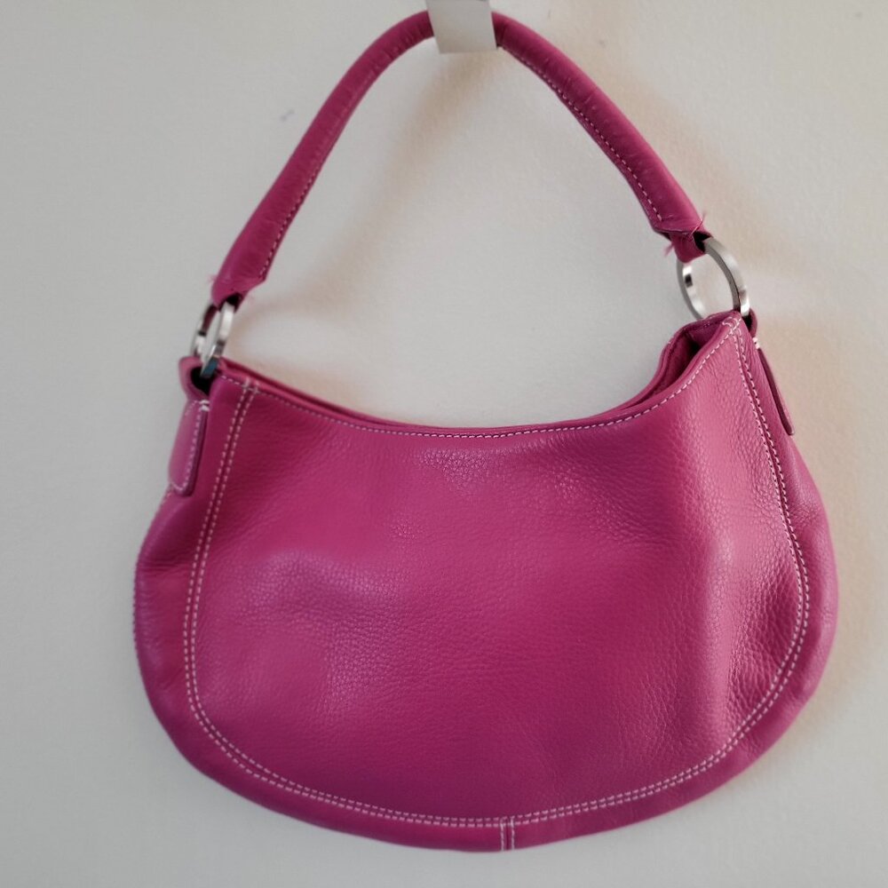 Ann Taylor pink pebbled leather purse.